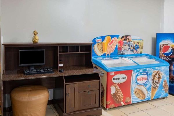 Baymont Inn & Suites Hinesville Fort Stewart Area